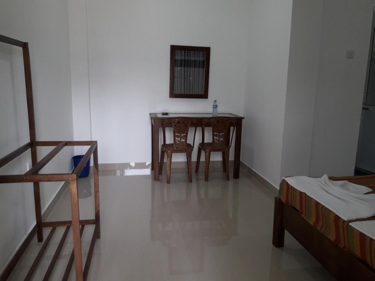 Kanora Lake Resort Махарагама Экстерьер фото